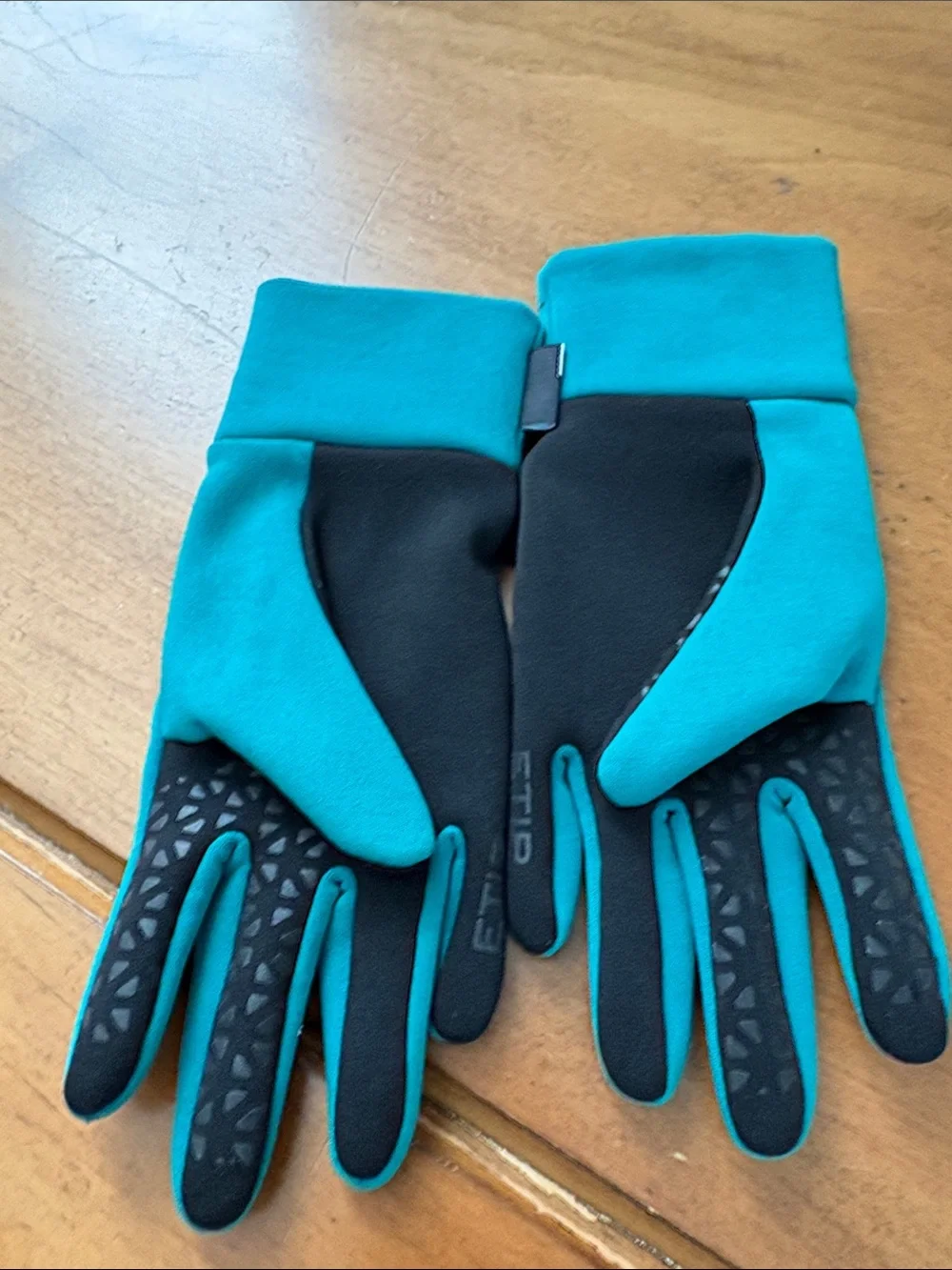 The North Face Teal Tech Gloves Size XS